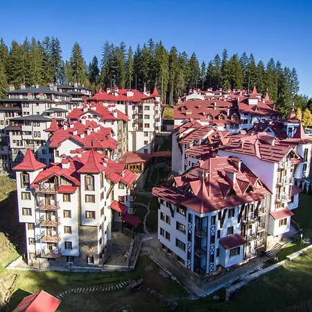 Warm At The Castle Complex With Balcony *